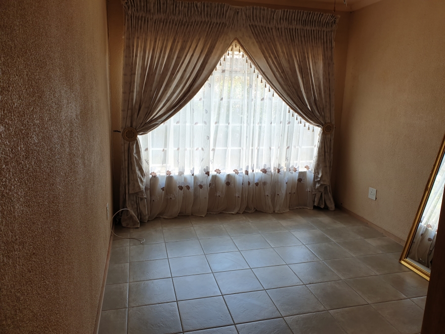 To Let 2 Bedroom Property for Rent in Doringkruin North West